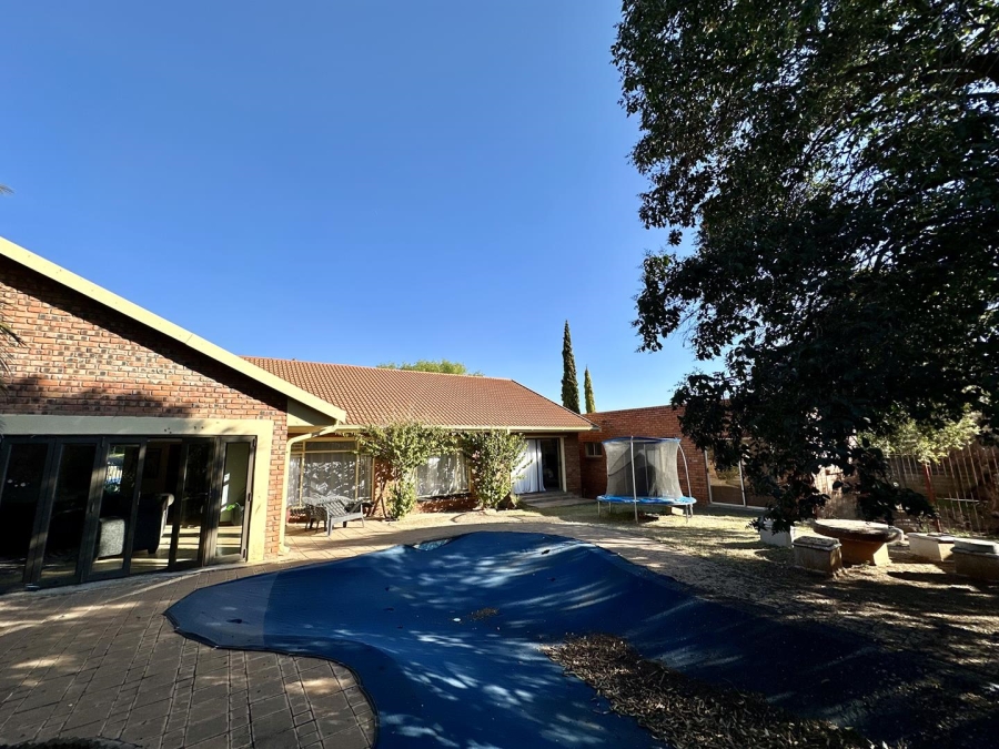3 Bedroom Property for Sale in Fichardt Park Free State